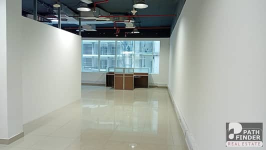 مکتب للايجار في الخليج التجاري، دبي - WhatsApp Image 2026-09-11 at 4.09. 47 PM. jpeg مکتب للايجار في الخليج التجاري، دبي - WhatsApp Image 2026-09-11 at 4.09. 47 PM. jpeg