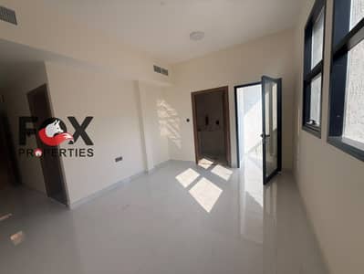 Estudio para en Alquiler en Al Jurf, Ajman - WhatsApp Image 2026-10-11 at 4.33. 00 AM. jpeg