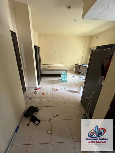Studio zum Miete in Bu Tina, Sharjah - WhatsApp Image 2026-10-13 at 11.01. 45 (2). jpeg Studio zum Miete in Bu Tina, Sharjah - WhatsApp Image 2026-10-13 at 11.01. 45 (2). jpeg