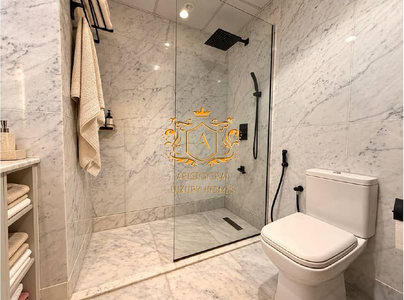 16 Bathroom 04. png