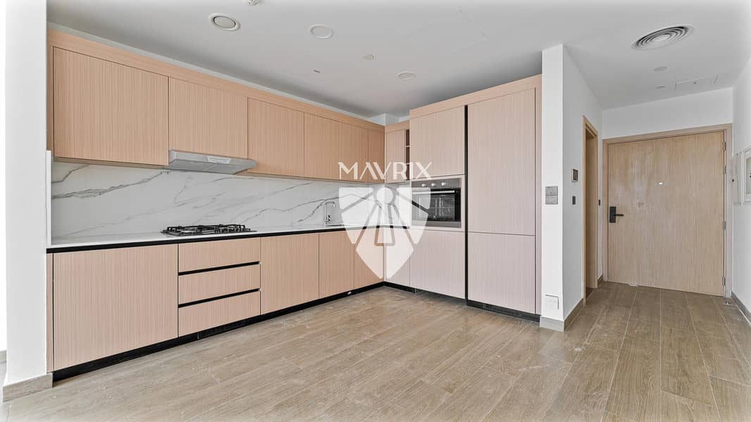 5 Image 5