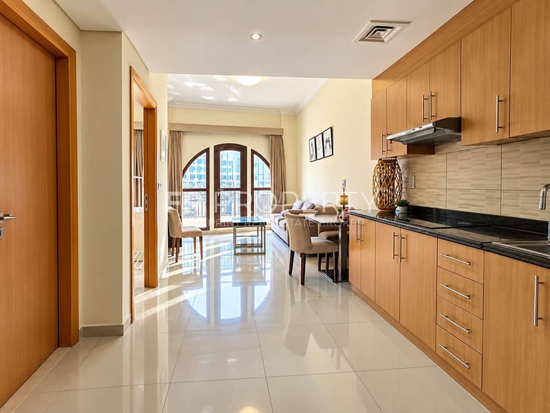 5 Sunlit Modern Open-Plan Apartment. png