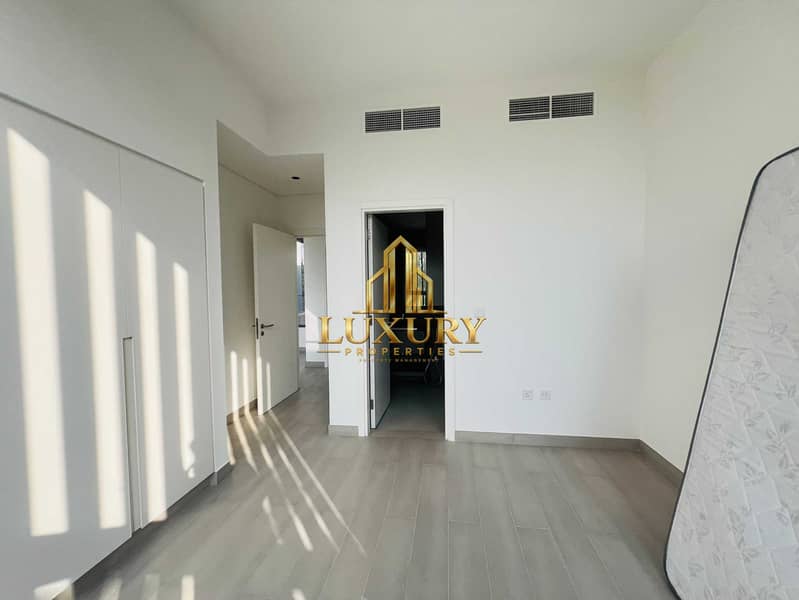 16 PRIVATE POOL CORNER VILLA | 4BR + MAJLIS | 6 WASHROOMS | MASAAR | 5,500 SQFT | AED 280K