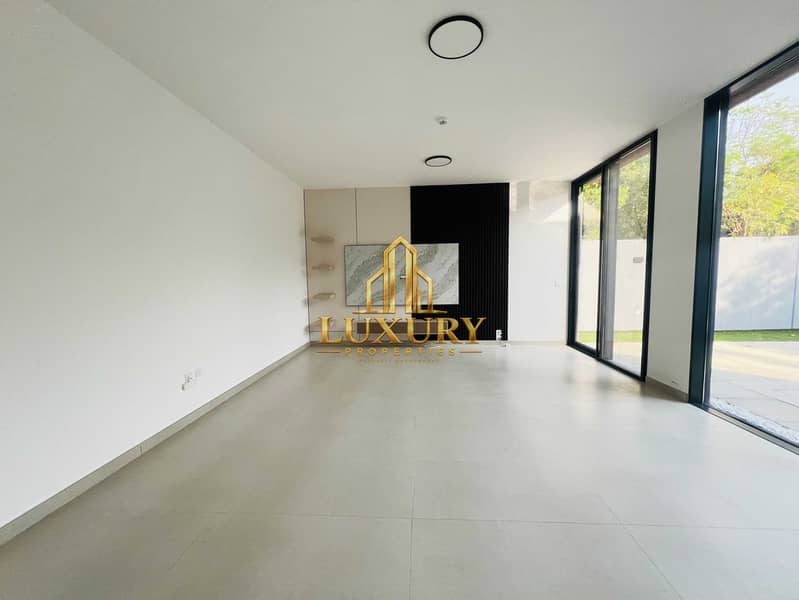 23 PRIVATE POOL CORNER VILLA | 4BR + MAJLIS | 6 WASHROOMS | MASAAR | 5,500 SQFT | AED 280K