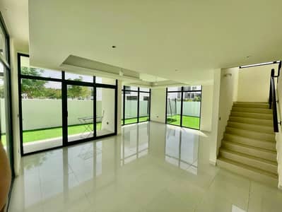 6 Slaapkamers Villa te Huur in DAMAC Hills 2 (Akoya by DAMAC), Dubai - Villa in DAMAC Hills 2 (Akoya by DAMAC)，Aster, 6 slaapkamers, 249999 AED - 16840384