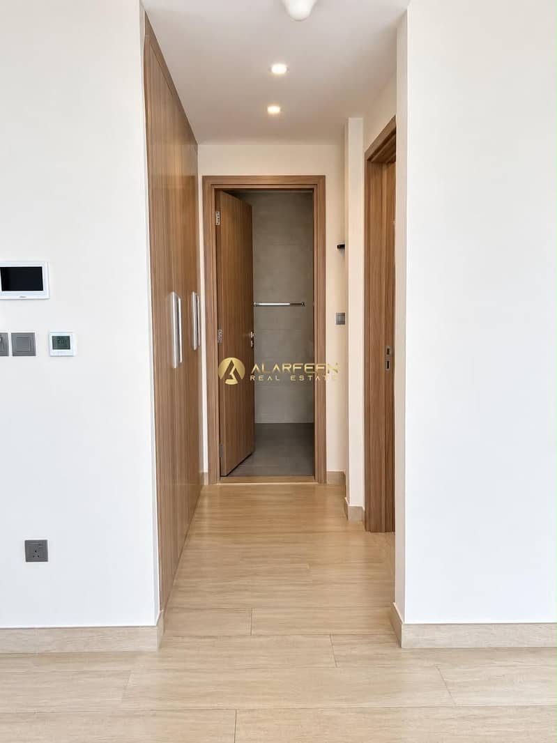15 Listing (2). jpeg