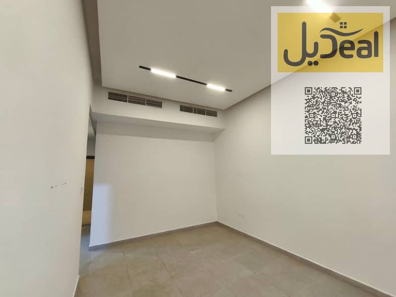 6 WhatsApp Image 2026-10-12 at 18.31. 25 (1). jpeg