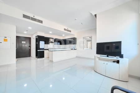 2 Bedroom Apartment for Sale in Downtown Dubai, Dubai - Luxurious | Turnkey | Steps From Dubai Mall
