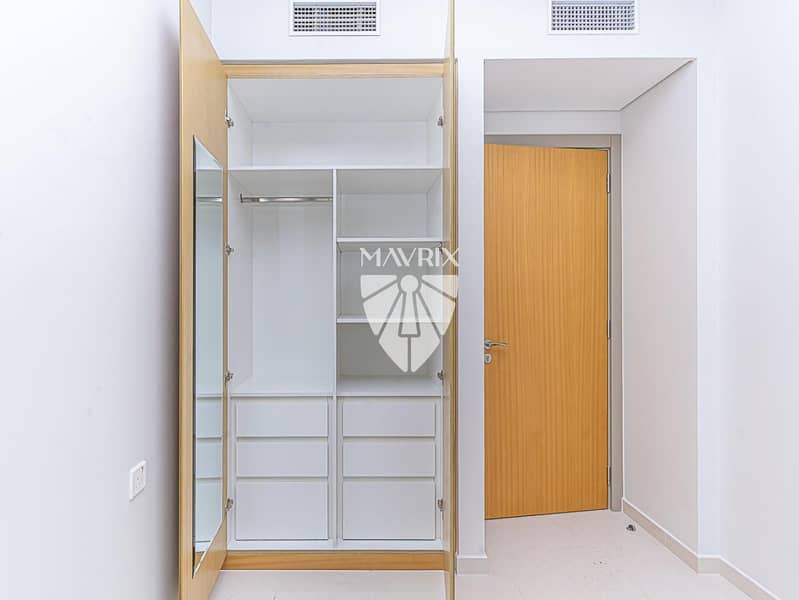 7 Image 7