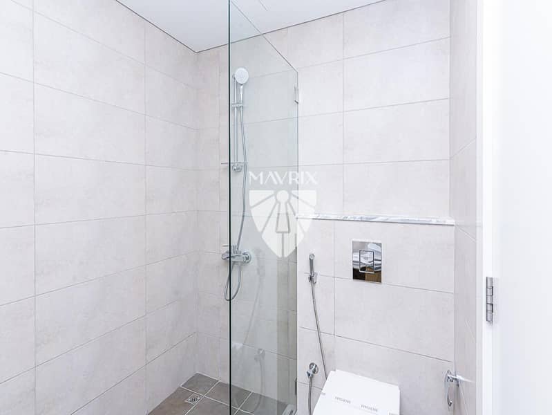 8 Image 8