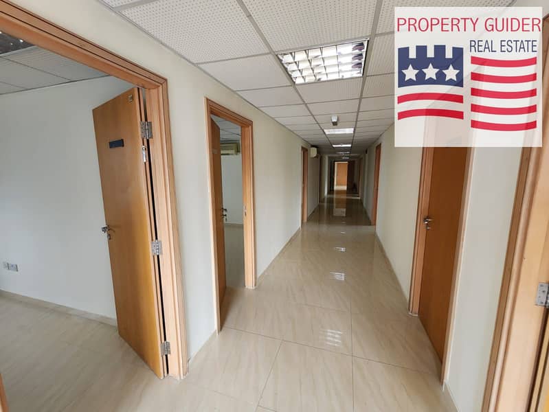 17 office 19. jpg