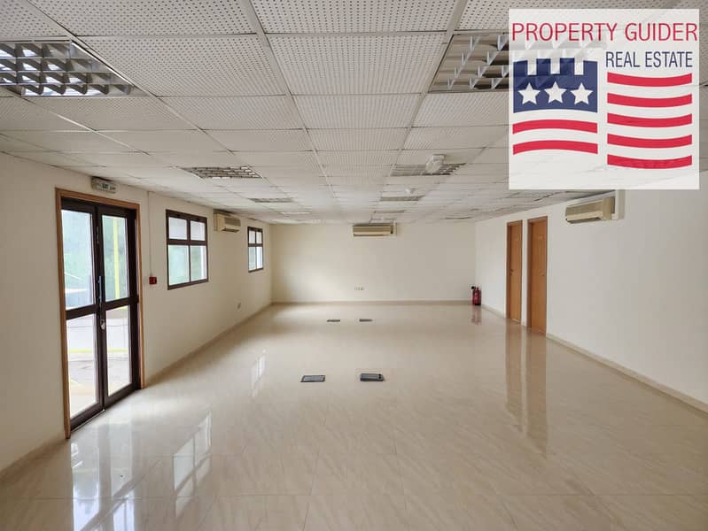 21 office 232. jpg