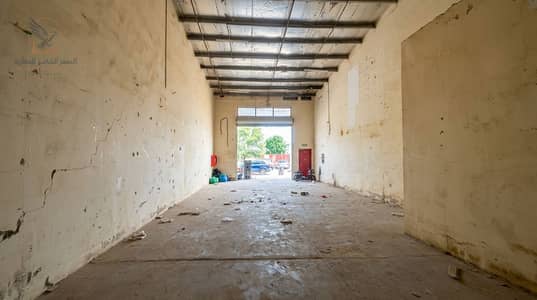 Warehouse in affitto a Al Jurf, Ajman - Enhance_real_estate_photo_quality_20261013153154_2. jpg Warehouse in affitto a Al Jurf, Ajman - Enhance_real_estate_photo_quality_20261013153154_2. jpg