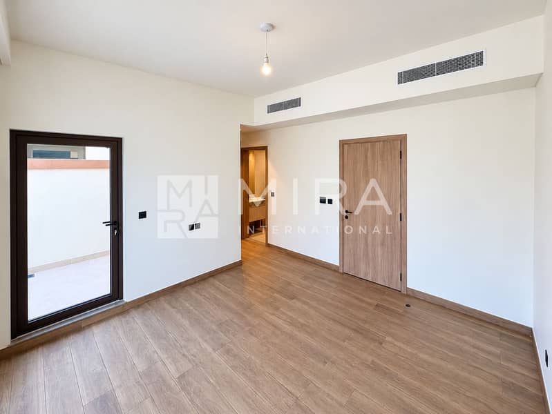 6 Bright bedroom with terrace and doors-2