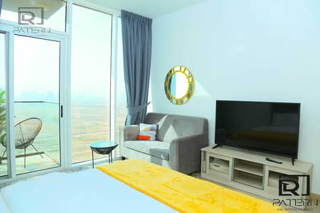 Studio for Rent in Jumeirah Village Circle (JVC), Dubai - Studio Apt. with Spectacular Views in Bloom Towers Studio for Rent in Jumeirah Village Circle (JVC), Dubai - Studio Apt. with Spectacular Views in Bloom Towers