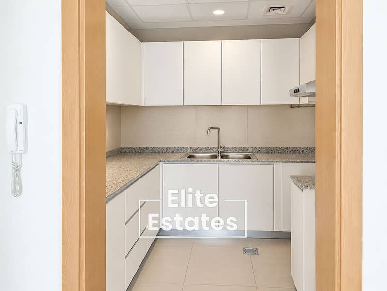 8 Minimalist U-Shaped Kitchen Interior. png