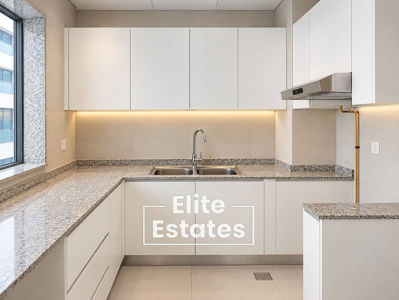 10 Modern Minimalist U-Shaped Kitchen. png