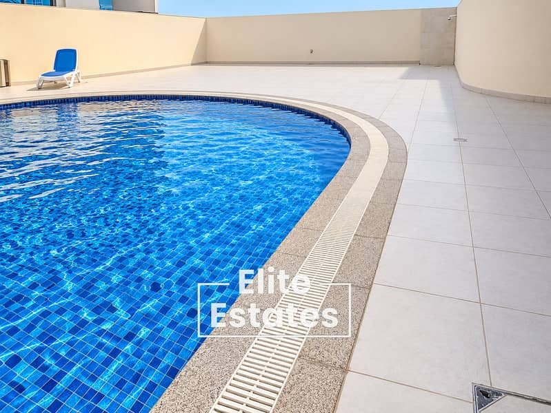15 Modern Rooftop Pool Deck. png
