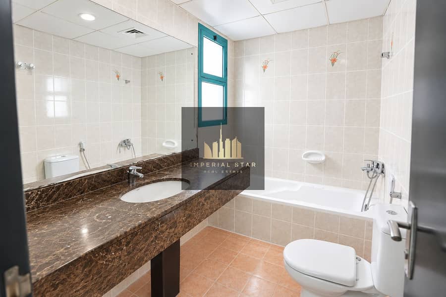 6 Bright Modern Bathroom Interior. png