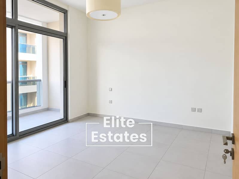 3 Bright Minimalist Apartment Interior (3). png