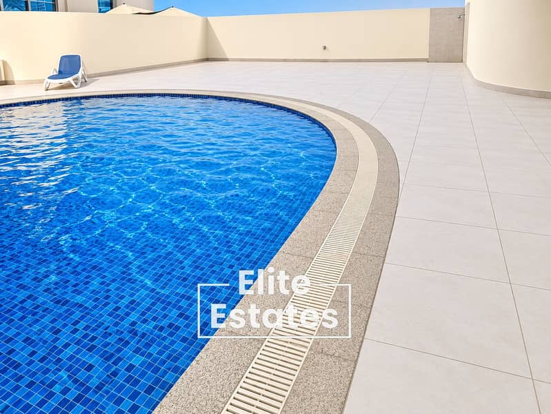 22 Modern Rooftop Pool Retreat. png