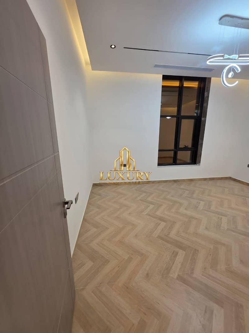 10 5 MASTER BR VILLA AVAILABLE | INDEPENDENT WITH MAJLIS ROOM