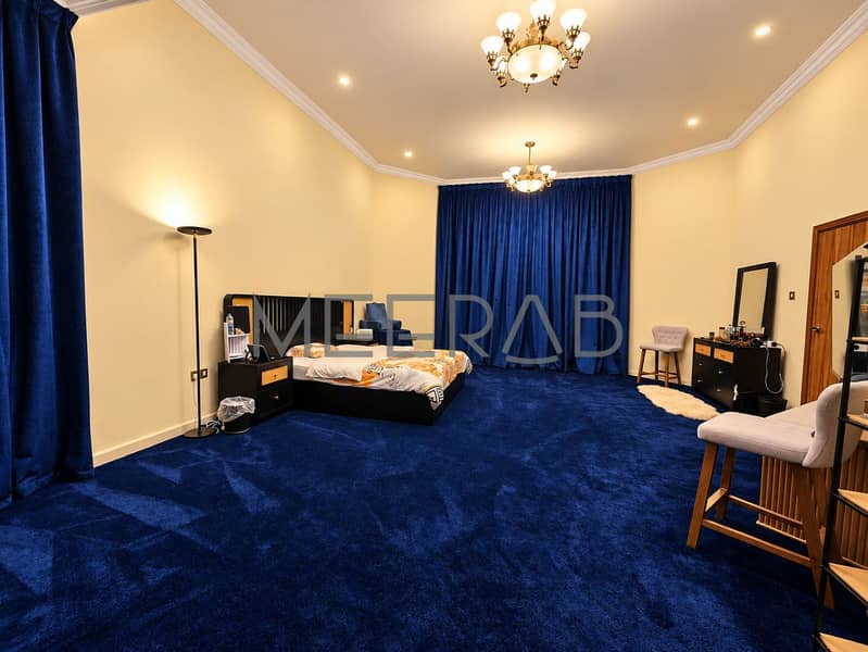 12 Wall-Art-Free Luxury Bedroom. png