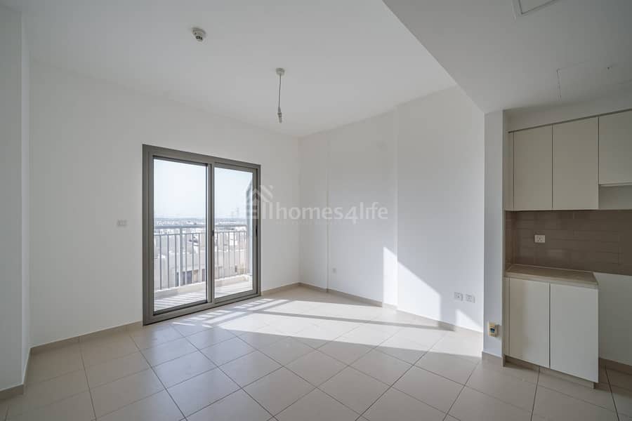TOWNHOUSE VIEW | BRIGHT | READY TO MOVE IN TOWNHOUSE VIEW | BRIGHT | READY TO MOVE IN