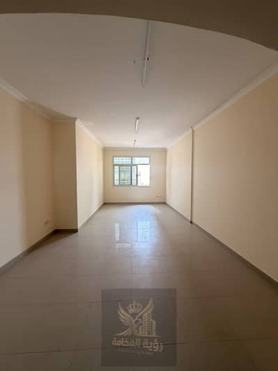 Appartement de 2 chambres à à louer à Al Khan, Sharjah - WhatsApp Image 2026-10-13 at 4.38. 13 PM (2). jpeg Appartement de 2 chambres à à louer à Al Khan, Sharjah - WhatsApp Image 2026-10-13 at 4.38. 13 PM (2). jpeg