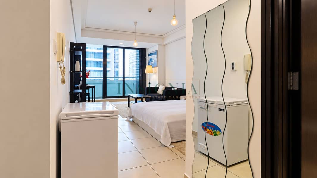 4 Modern Studio Apartment Interior (2). png