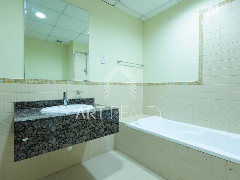 17 Amwaj4_017. jpg