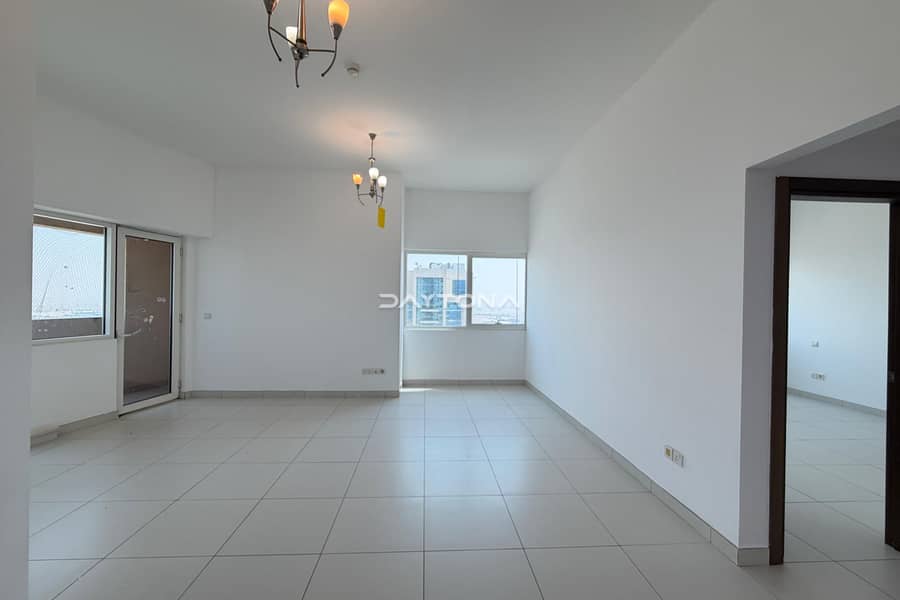 Apartamento en Dubai Land Residence Complex (DLRC),Windsor Residence, 2 dormitorios, 70000 AED - 16843448 Apartamento en Dubai Land Residence Complex (DLRC),Windsor Residence, 2 dormitorios, 70000 AED - 16843448