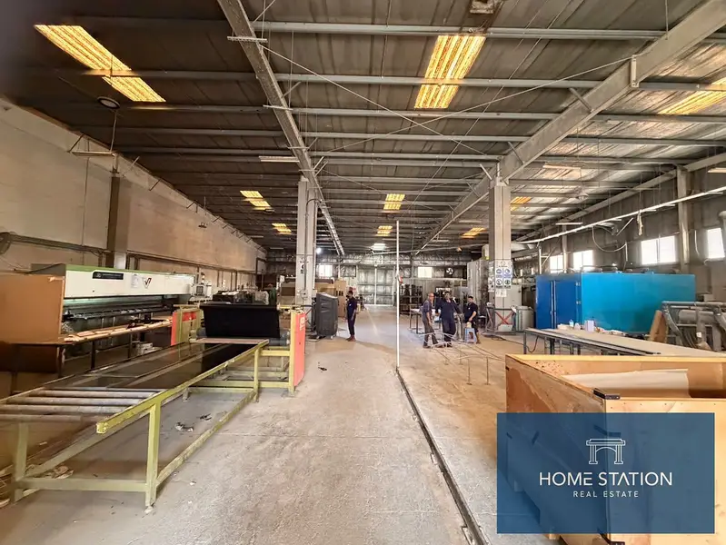 VACANT WAREHOUSE | 9200 SQFT SIZE | AED 60 PER SQFT NEGOTIABLE
