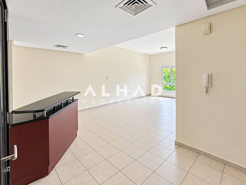 3 Bright Minimalist Apartment Interior (2). png