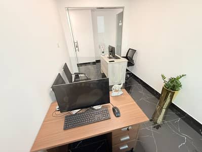 Office in affitto a Bur Dubai, Dubai - 8a6e8ca6-9567-4a84-a5bd-35c06e40b553. jpg Office in affitto a Bur Dubai, Dubai - 8a6e8ca6-9567-4a84-a5bd-35c06e40b553. jpg
