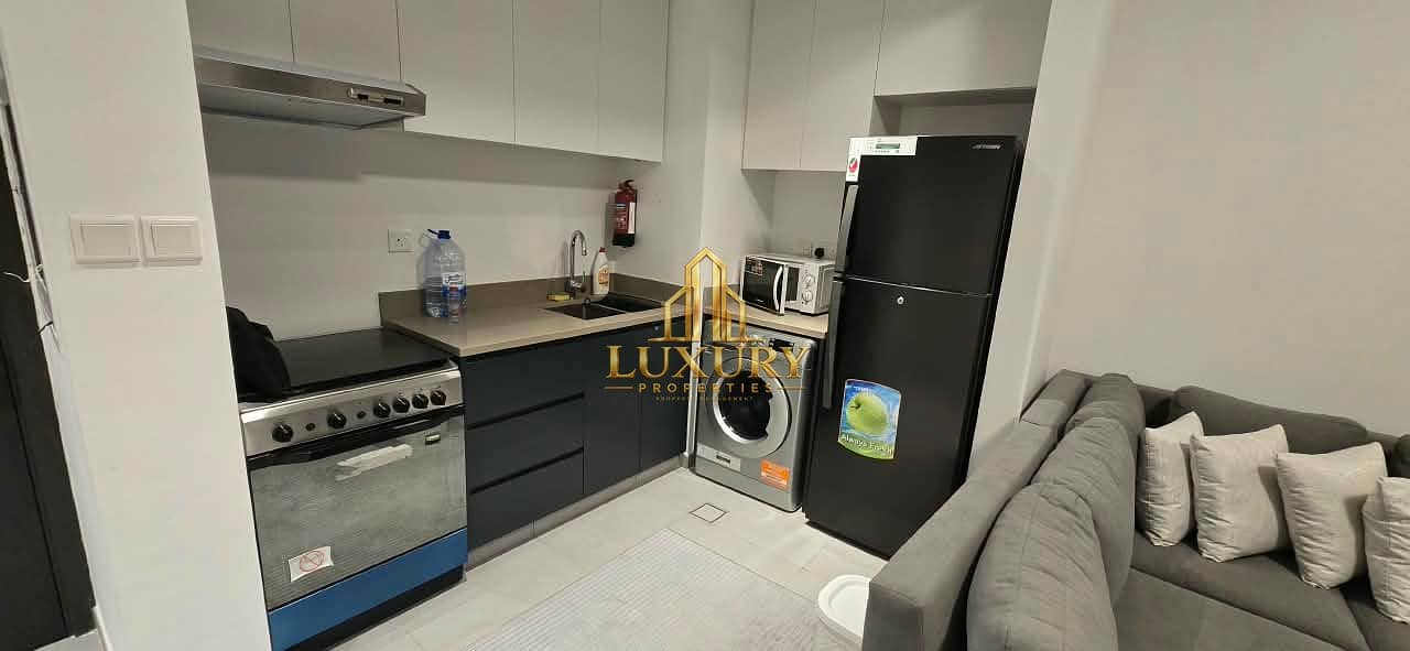 6 Luxury Fully Furnished 1-Bedroom Apartment | East Village, Aljada