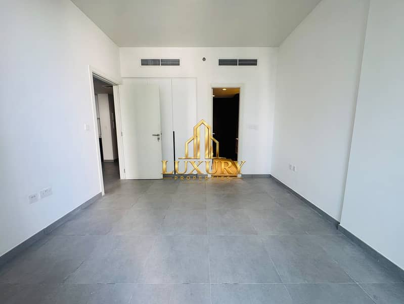 8 Premium 1-Bedroom Apartment with Vida View | Boulevard 1, Aljada