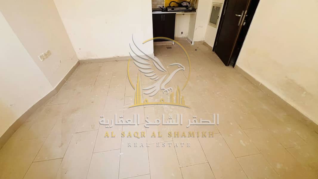 4 استوديو-للا-يجار-0-غرف-البوطينة-الشارقة-صورة-العقار-re-001-05. jpg