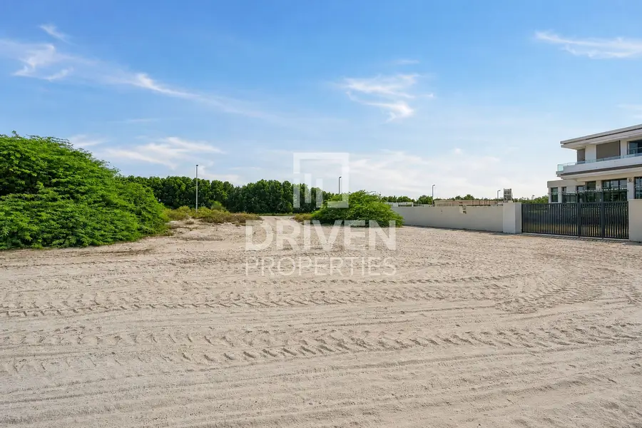Residential Plot | Prime Location | Best Community