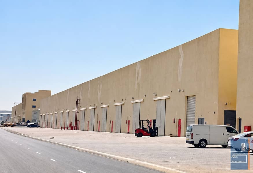 5 0747 FRONT SIDE WAREHOUSE VIEW EDIT. png