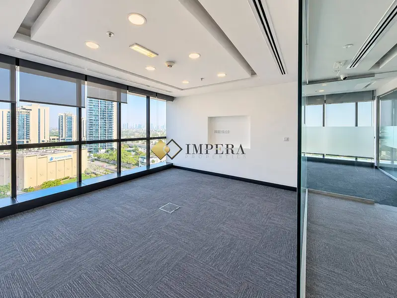 CORNER OFFICE| BRIGHT| DMCC| VACANT