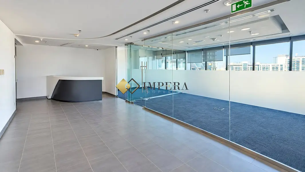 CORNER OFFICE| BRIGHT| DMCC| VACANT