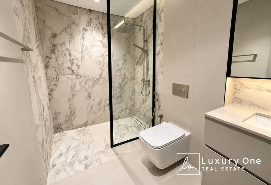 9 Modern Marble Bathroom Retreat. png