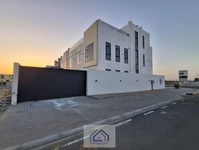 Plot in vendita a Tilal City, Sharjah - WhatsApp Image 2026-05-19 at 23.37. 24. jpeg Plot in vendita a Tilal City, Sharjah - WhatsApp Image 2026-05-19 at 23.37. 24. jpeg