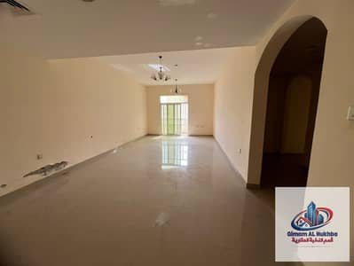 2 Slaapkamers Appartement te Huur in Al Qulayaah, Sharjah - 2a5a84bb-685c-4663-a1ad-e70cf8199562. jpg