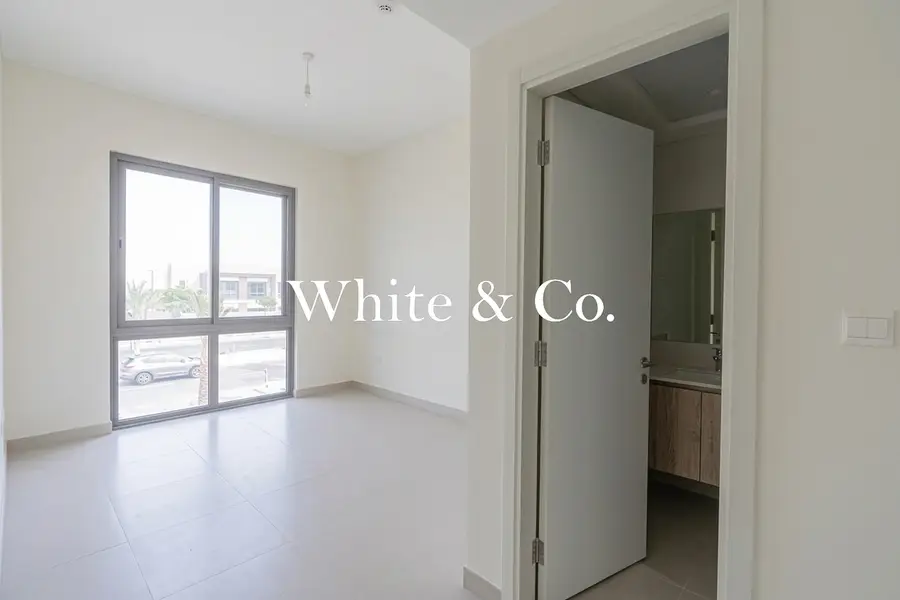 Vacant | Prime location | Spacious layout