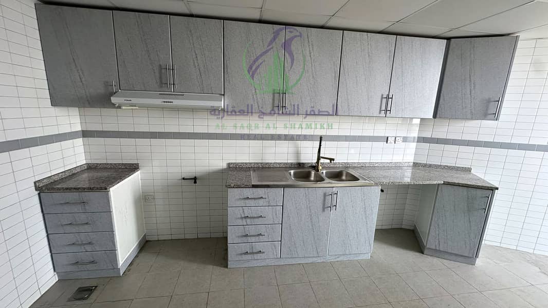 22 apartment-for-rent-3-bedroom-almjaz1-alsharqa-property-05. jpg