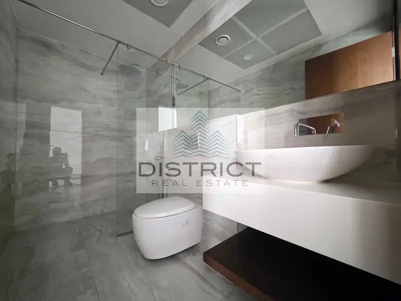 Specious 1404 sqft/Marina View/Higher Floor/Higher ROI