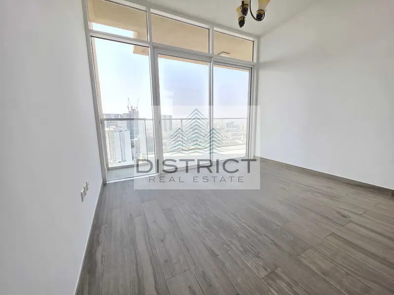 Specious 1404 sqft/Marina View/Higher Floor/Higher ROI