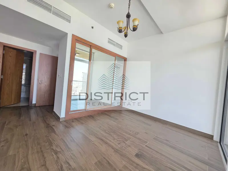 Higher ROI/Open Marina View/Specious 1404 sqft